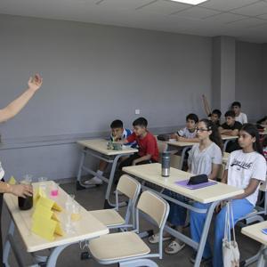 Büyükşehir kurs merkezleri yaz tatilinde de öğrencilerin yanında