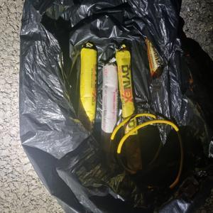 Adanada arama yapılan araçta 4 adet patlayıcı madde ele geçirildi