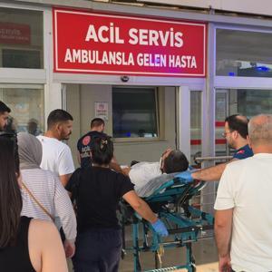 Kamyonet ile çarpışan motosikletin sürücüsü yaralandı