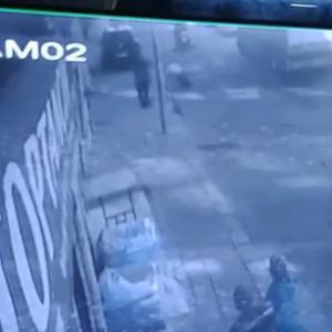Miras tartışmasında ağabeyini tabanca ile yaraladığı anlar kamerada