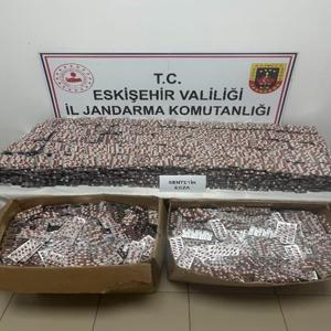 Araçlarında 84 bin sentetik hap ile yakalanan 3 şüpheli tutuklandı