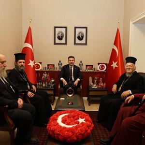 Fener Rum Patriği Bartholomeos, Gökçeada Kaymakamı Acarı ziyaret etti