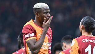 Victor Osimhen ile Ismail Jakobs yok