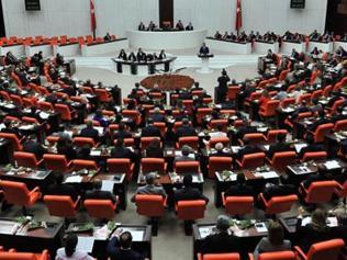 Kadına ve sağlık çalışanlarına yönelik şiddetin önlenmesini öngören teklif komisyonda kabul edildi
