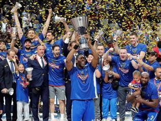 Anadolu Efes EuroLeague Şampiyonu