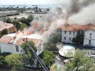 Son dakika Balıklı Rum Hastanesi yangınıyla ilgili soruşturma