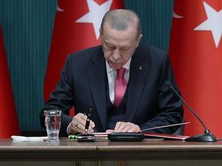 Son dakika... Cumhurbaşkanı Erdoğan seçim kararını imzaladı: Türkiye 14 Mayısta sandık başında
