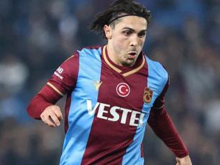 Galatasaraydan Abdülkadir Ömüre resmi teklif
