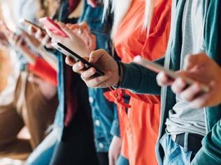 İşte öğrencilere vergisiz telefonun detayları: Kaç milyon öğrenci faydalanacak