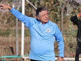 Yılmaz Vuraldan, TFFye yabancı teknik direktör eleştirisi