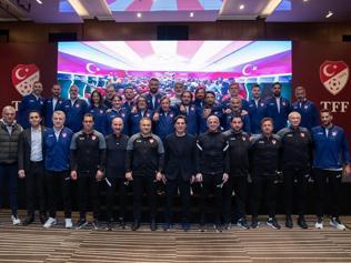 Montella, UEFA Pro Lisans Antrenör Eğitim Programı’na katıldı