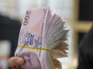 Milyonlarca emekliyi ilgilendiriyor: İşte refah artırıcı yeni destekler