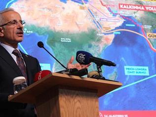 Bakan Uraloğlu: Demir yolu ağını 28 bin kilometreye çıkaracağız