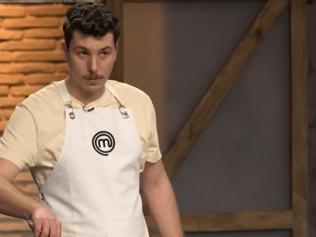 MasterChef Emre kimdir MasterChef Emre Ün eşi kimdir