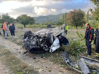 Düğün dönüşü feci kaza Geriye fotoğraflar kaldı...