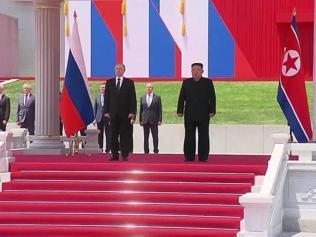 Putinden Kim Jong-Un a jest