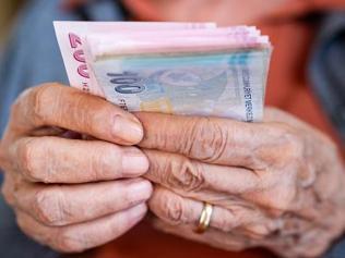 SON DAKİKA EMEKLİ ZAMMI HABERİ | Milyonlarca emeklinin beklediği haber Zamlı emekli maaşları ve maaş farkları ne zaman yatacak