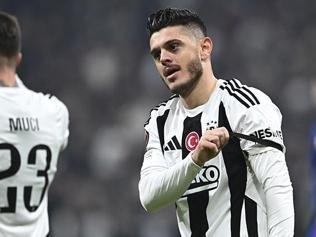 Beşiktaşta Milot Rashica dönemi sona mı eriyor Menajerinden açıklama...
