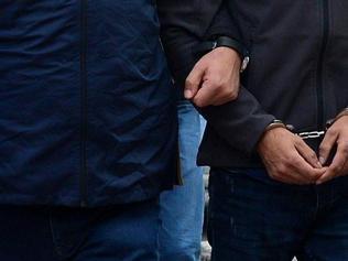 Cumhurbaşkanı Erdoğan ve ailesine hakaret ettiği belirlenen zanlıya gözaltı