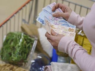 Danıştay kararıyla netleşti: Yemek kartları marketlerde kullanılabilecek