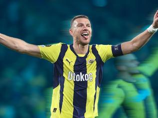 Fenerbahçeden ayrılan Edin Dzeko resmi sözleşmeye imzayı attı