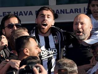 İstanbula gelen Orkun Kökçüden ilk sözler: Çocukluktan beri hayalini kurduğum Beşiktaşıma transfer oldum