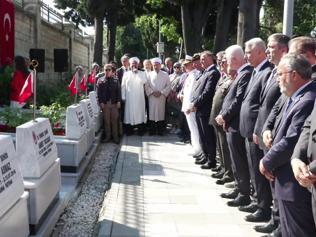 Edirnekapı’da anlamlı tören: 15 Temmuz’un kahramanlarına saygı duruşu