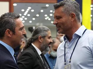 Fenerbahçe başkanını seçiyor Ali Koç mu, Sadettin Saran mı İşte dakika dakika yaşananlar...