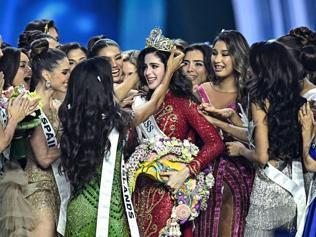 Miss Universe 2025te yer yerinden oynadı En çalkantılı güzellik yarışması: Sedyeyle taşınanlar, jüri şoku, ırkçı sözler... Kaos dolu süreç sonunda taç sahibini buldu