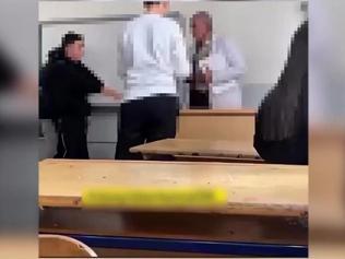 Lisede zorbalık skandalı Öğretmenden şaşırtan açıklama: Şikayetçi değilim, fedakarlık mesleğidir