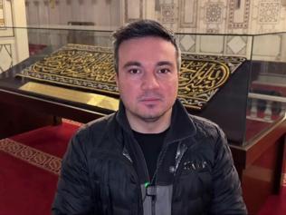 Bu görüntüler ilk defa CNN TÜRKte: İşte Suriyedeki Emevi Camiine hediye edilen Kâbe örtüsü