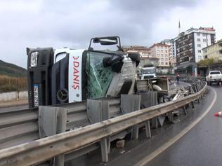 Maltepede korkutan kaza: Ekipler bölegeye sevk edildi