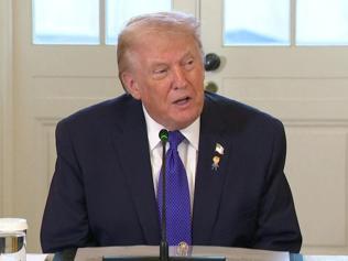 SON DAKİKA | Trump: İsteseler de istemeseler de Grönlandı alacağız