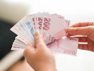 Bankalar vites yükseltti: Emekli promosyonlarında artış beklentisi