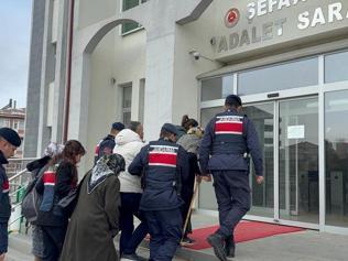 Ölen kardeşinin yerine geçti... 21 yıl boyunca devleti dolandırmış