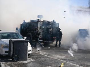 Minnesotada sokaklar yine karıştı: ICE polisi bir kişiyi daha öldürdü