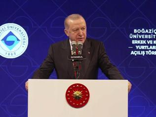 SON DAKİKA | Cumhurbaşkanı Erdoğan: Yıldızı parlayan bir Türkiye var | Boğaziçinde KARANFİLLERLE KARŞILANDI