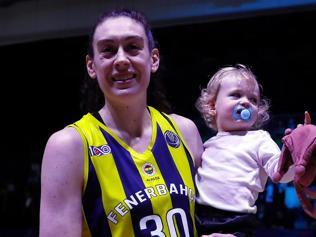 Breanna Stewart, Fenerbahçeye geri döndü