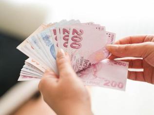 Emeklilere 31 bin TL’ye kadar promosyon | Kıyasıya yarış: Hangi banka ne kadar veriyor