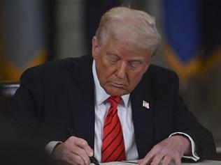SON DAKİKA | Trumptan küresel vergi kararı: Yüzde 15e çıkarıldı