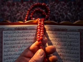 KADİR GECESİNDE OKUNACAK DUA - Kadir Gecesi duası- Kadir Gecesi tövbe duası - Kadir Gecesi dilek duası