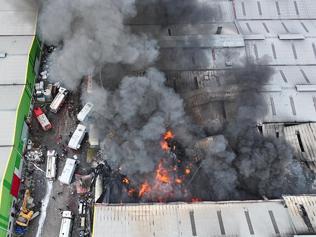 Adana’da geri dönüşüm tesisinde yangın