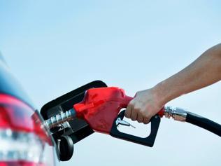 GÜNCEL AKARYAKIT FİYATLARI 25 NİSAN 2026: Motorin indirimi sonrası benzin ve LPG’de son durum 25 Nisan Motorin-Benzin fiyatları ne kadar