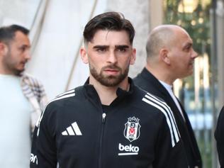 Beşiktaşta Jota Silva ve El Bilal Toureye de yol göründü 6 ayrılık için resmi açıklama...