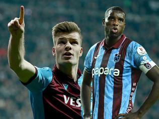 Paul Onuachu, Sörlothu solladı