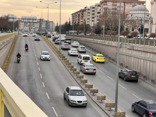 Bayram dönüşü başlıyor Güvenli yolculuk için 6 kritik tavsiye