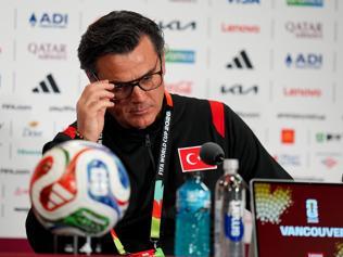 Montella, yıldız futbolcularımızın son durumları hakkında konuştu: Hakan, Arda, Kenan...
