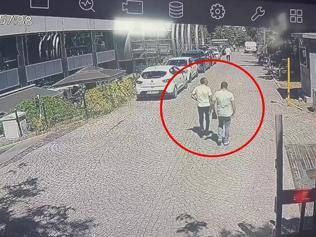 Adliyeye cephane gibi çantayla geldi