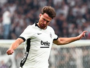 Salih Özcan, Beşiktaştaki ilk maçının ardından duygularını dile getirdi