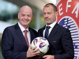 FIFA, UEFAnın boykot kararı sonrası planını savundu